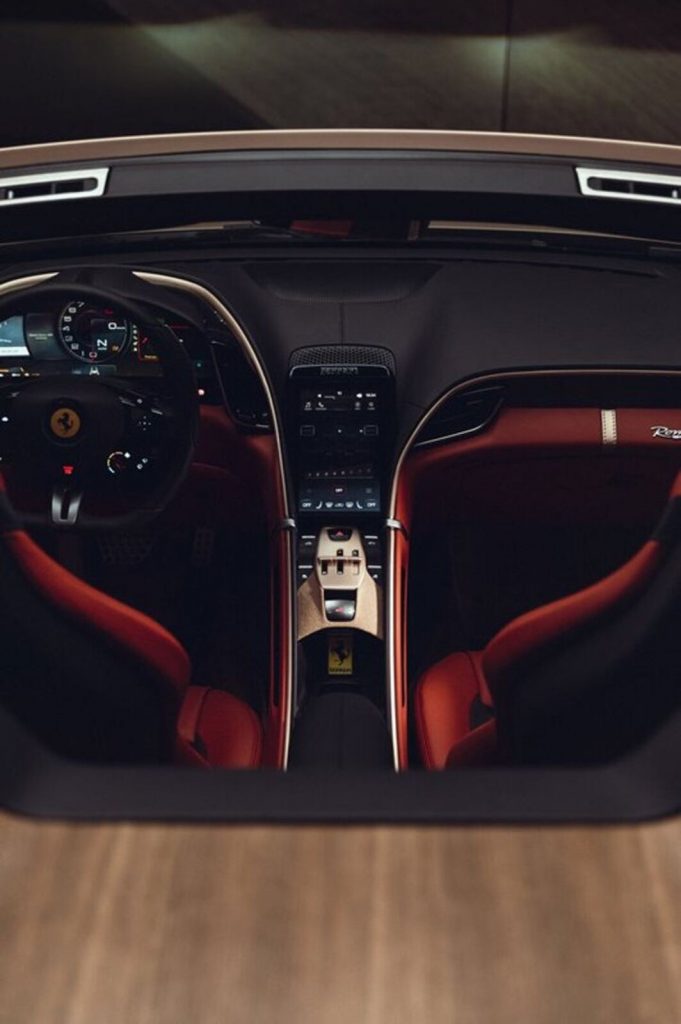 Interior del Ferrari Roma Spider