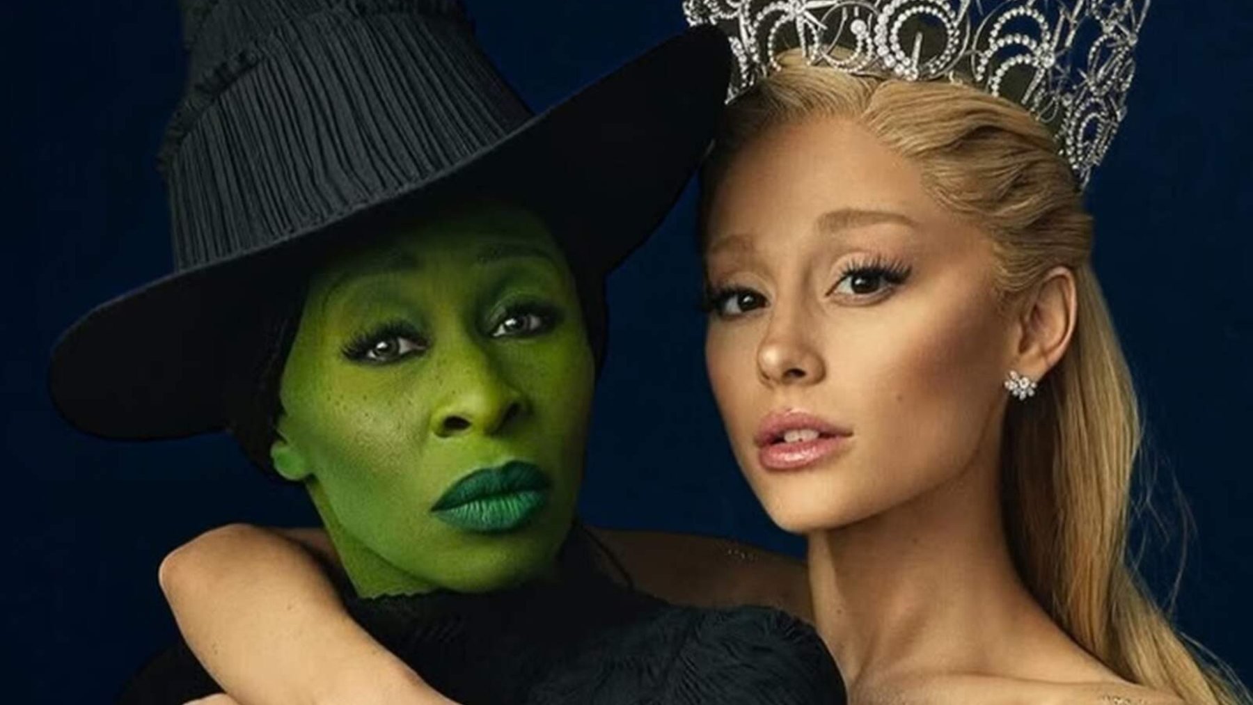 Elphaba y Glinda en la película deWicked