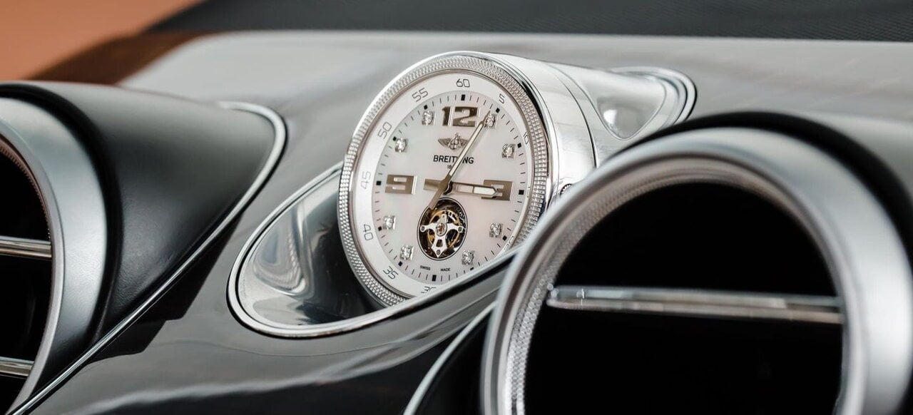 Reloj Breitling Tourbillon del Bentley Bentayga, coches