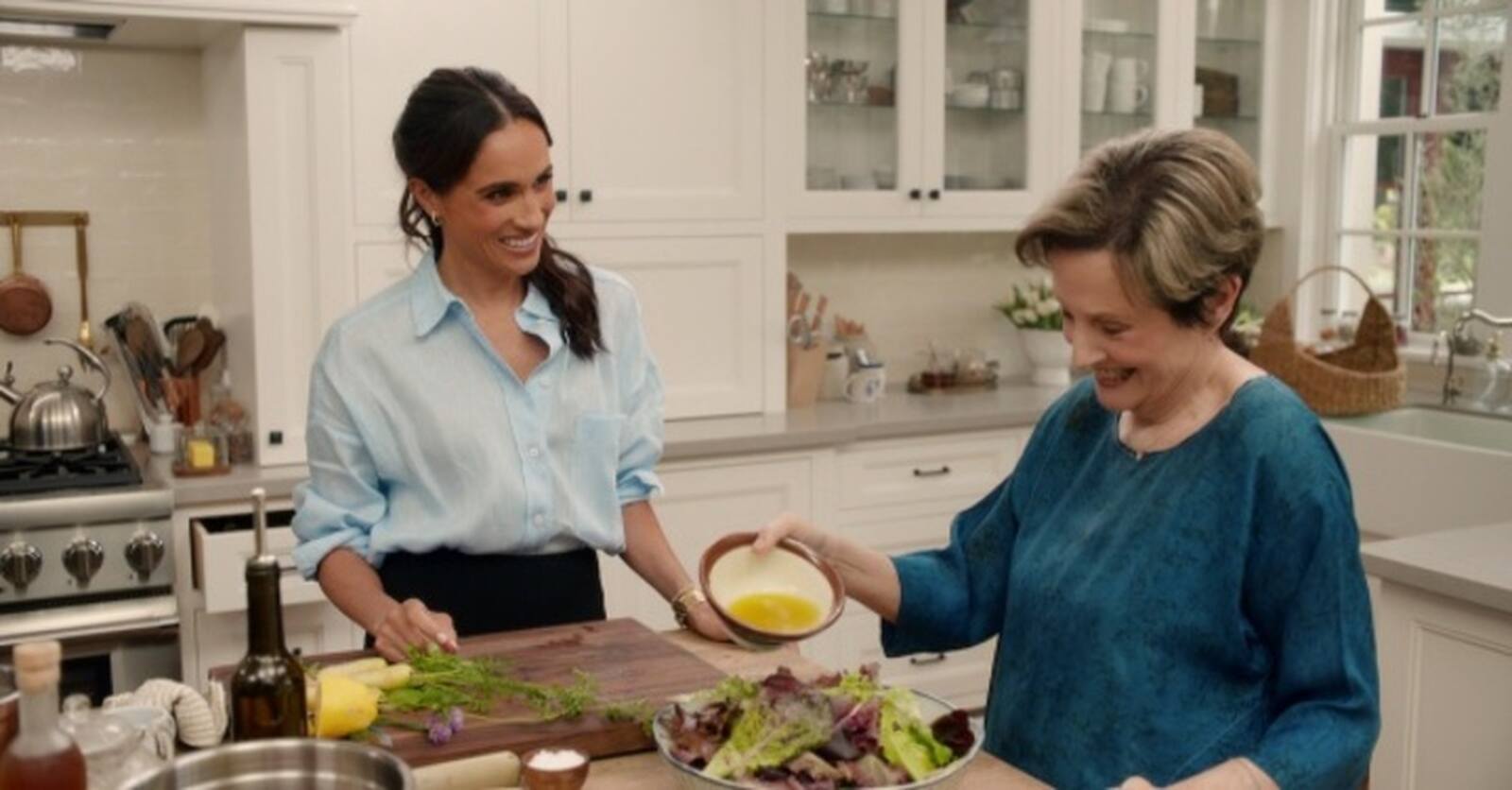 Meghan Markle con la ensalada que ayuda a adelgazar