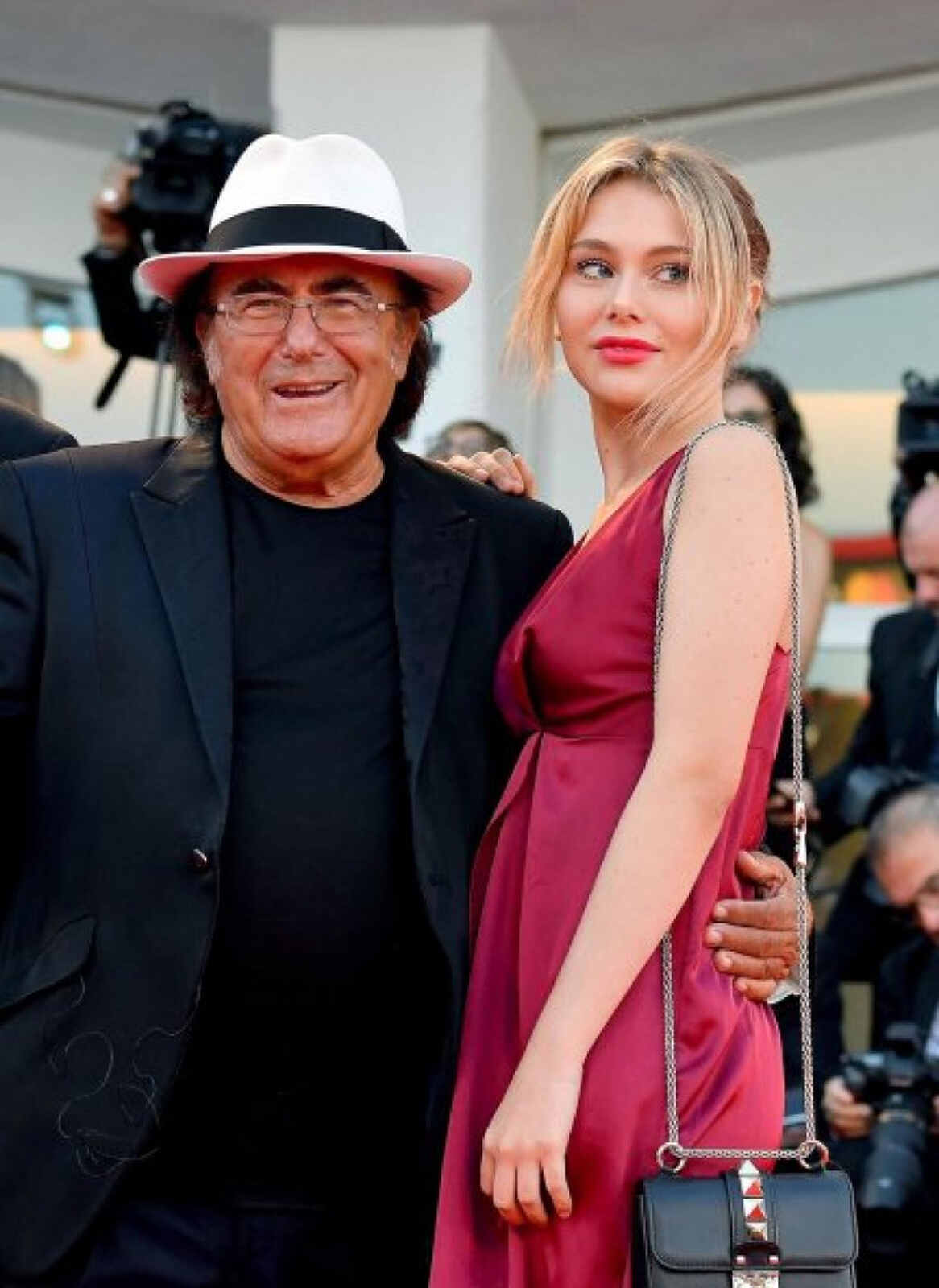 Jasmine Carrisi posando con su padre Albano