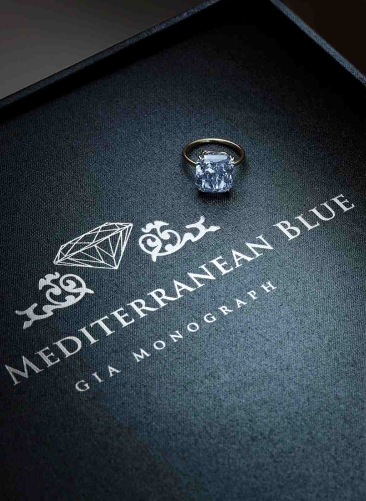 Diamante azul 'Mediterranean Blue' a subasta