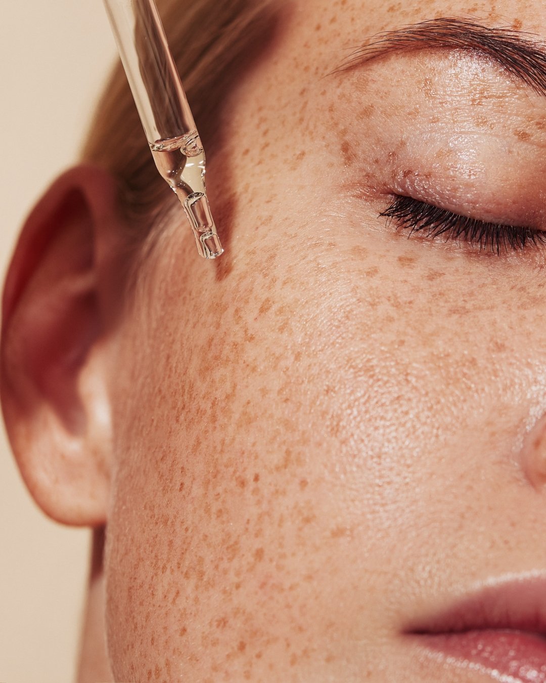 cuidado facial skincare serum, rutina facial