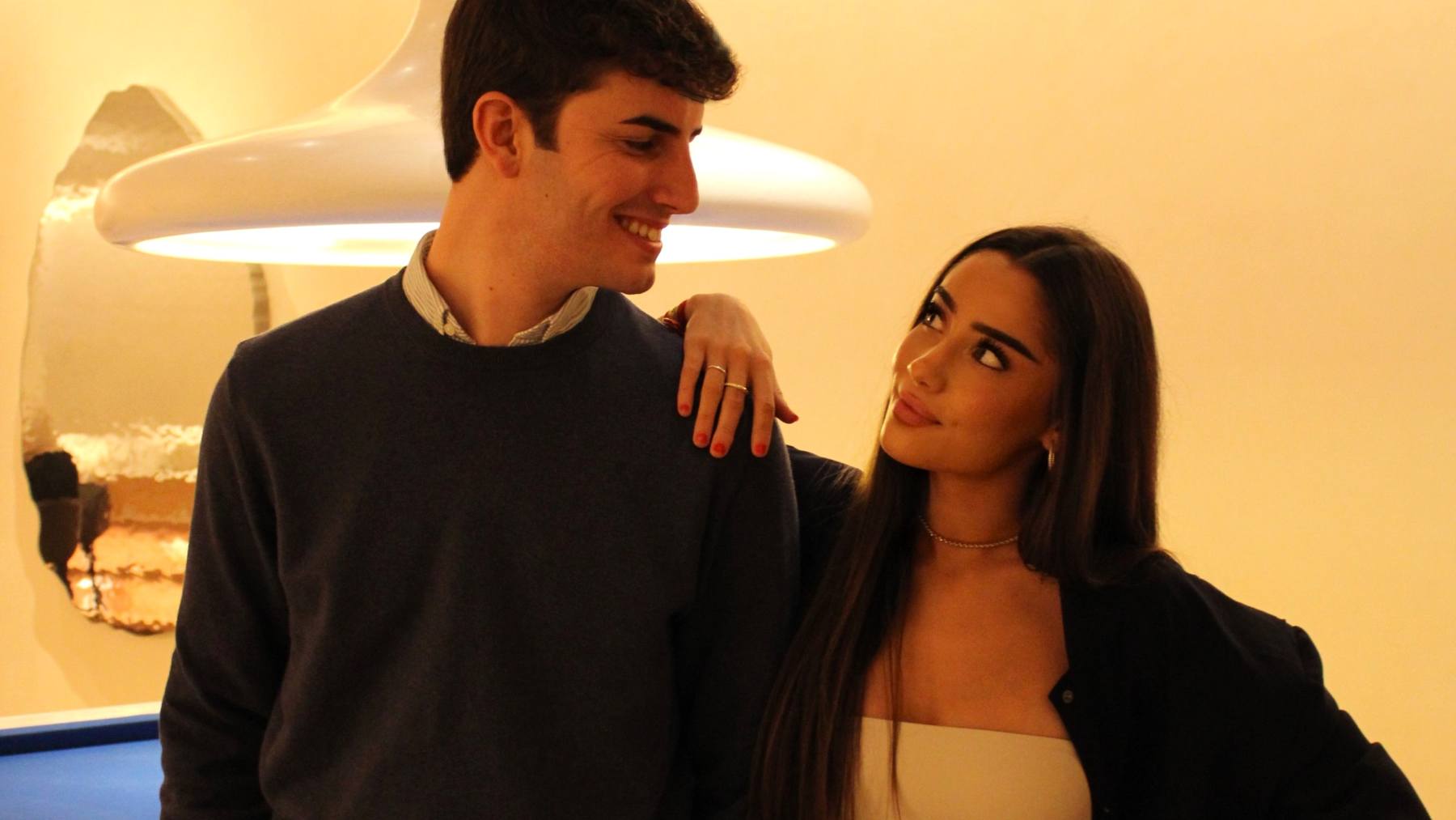 Clara y Arturo, los hermanos que triunfan con Galatea: «Nuestras joyas son elegantes y atemporales»