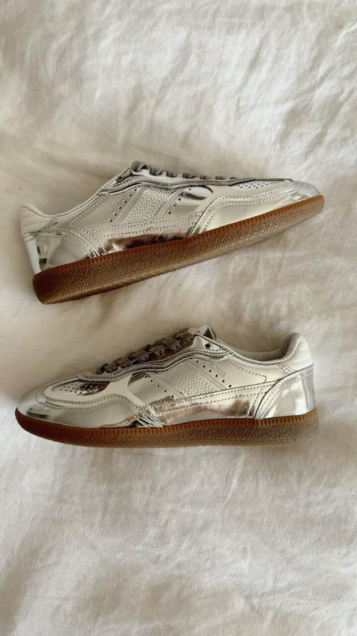 tenencias sneakers