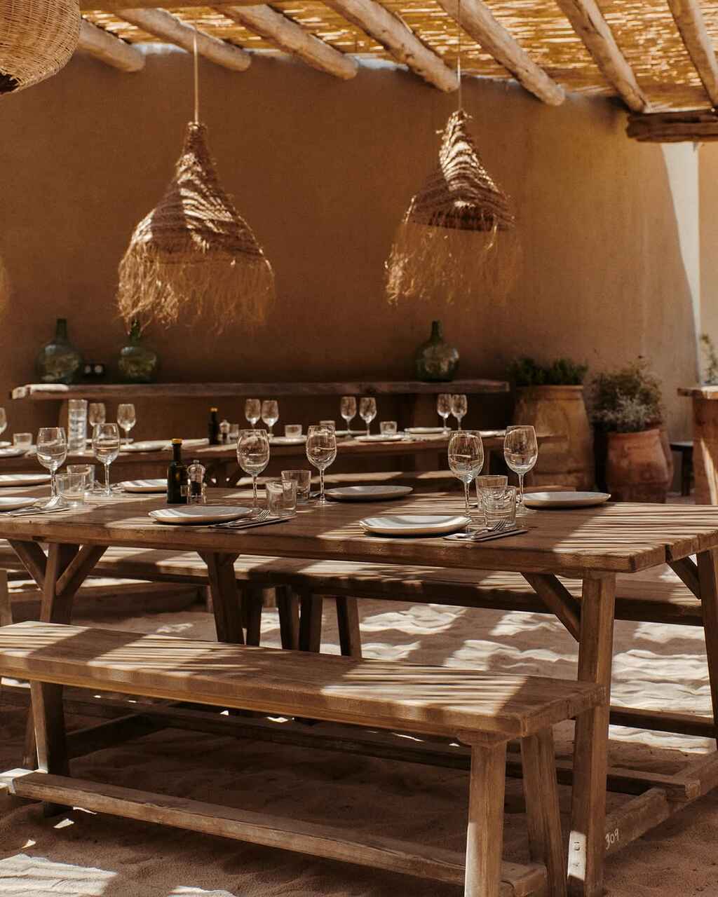 beach clubs dubai