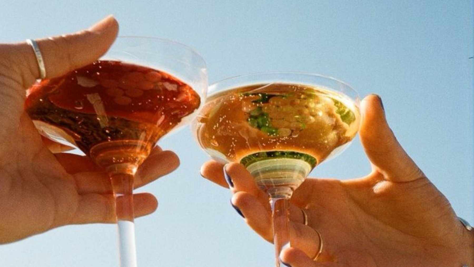 Champán, vinos blancos y rosados con carácter para brindar este verano