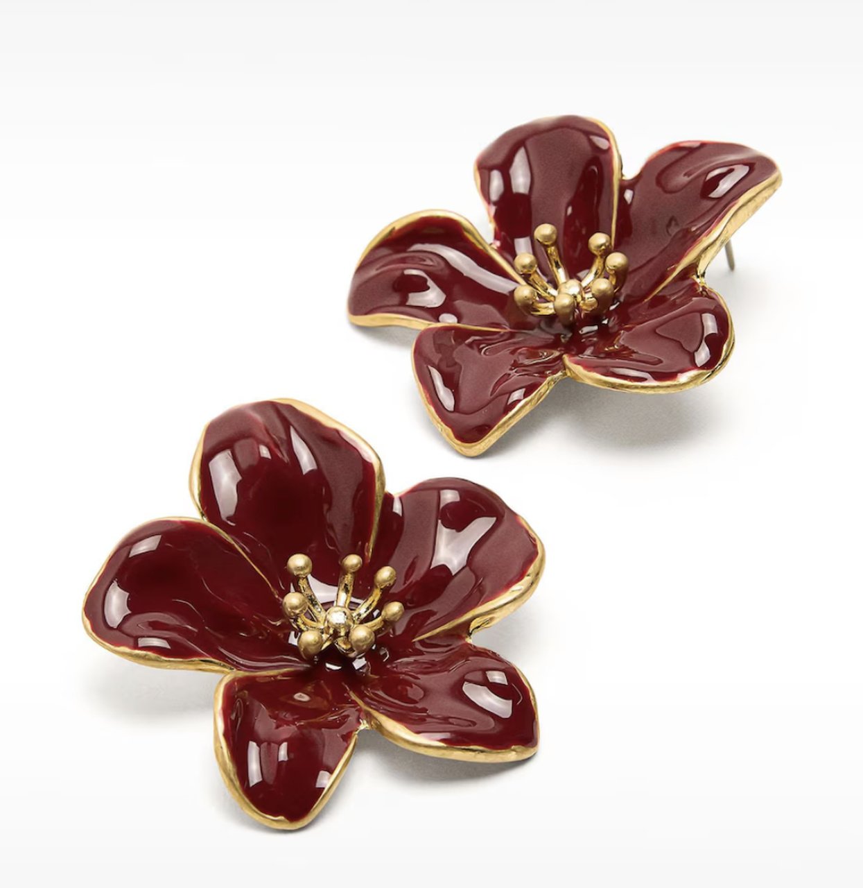 Pendientes flor, Sara Carbonero