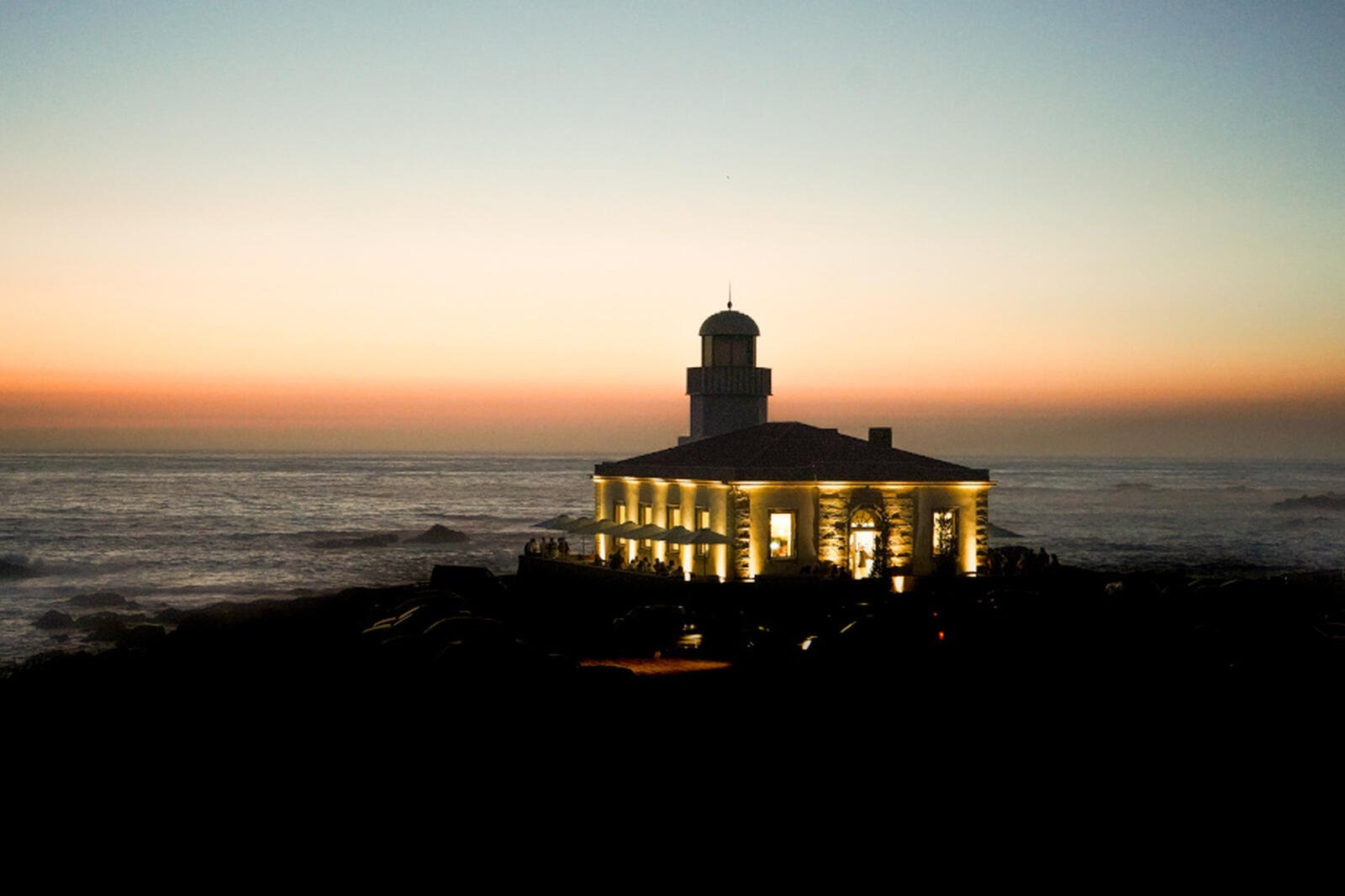 Faro Pequeño al atardecer en Baiona