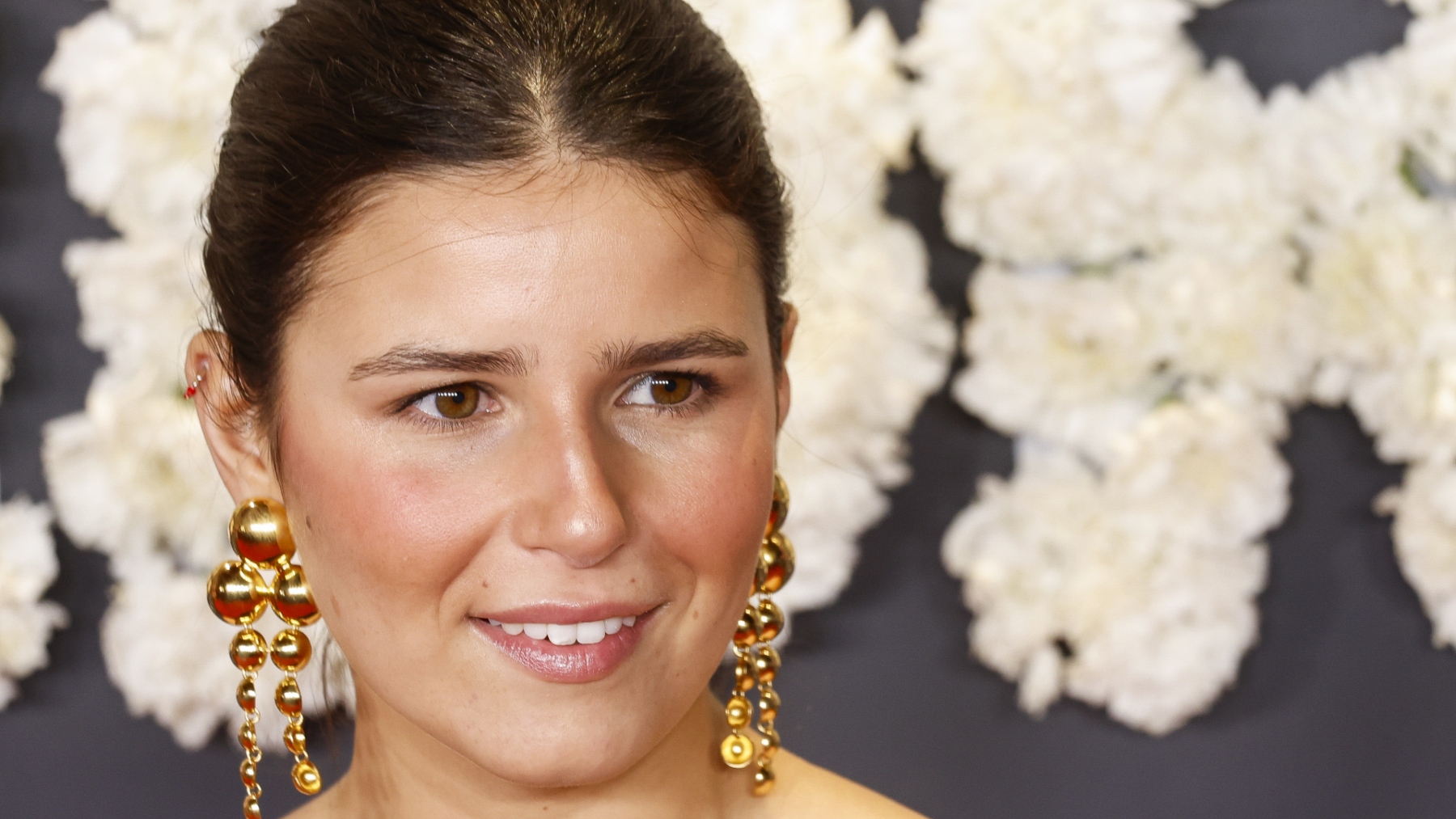 pendientes de oro grandes tendencia BBC