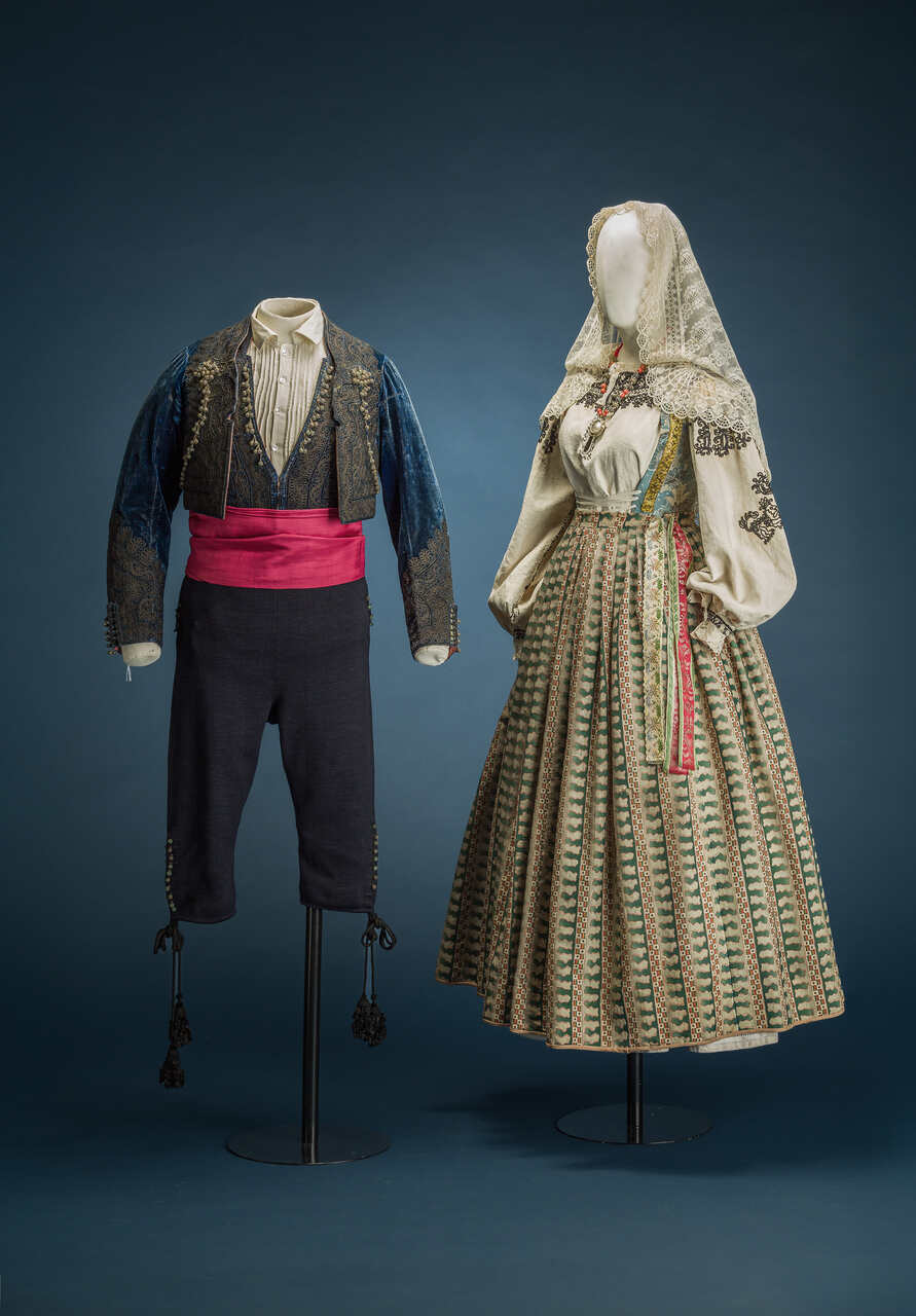 exposición raices museo del traje. Traje regional
