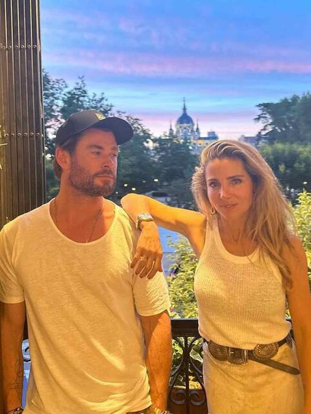 Elsa Pataki y Chris Hemsworth en Madrid