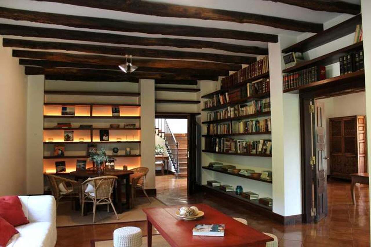 El caserío donde se alojaron Elsa Pataky y Chris Hemsworth en el País Vasco se alquila por 4.500€ la noche