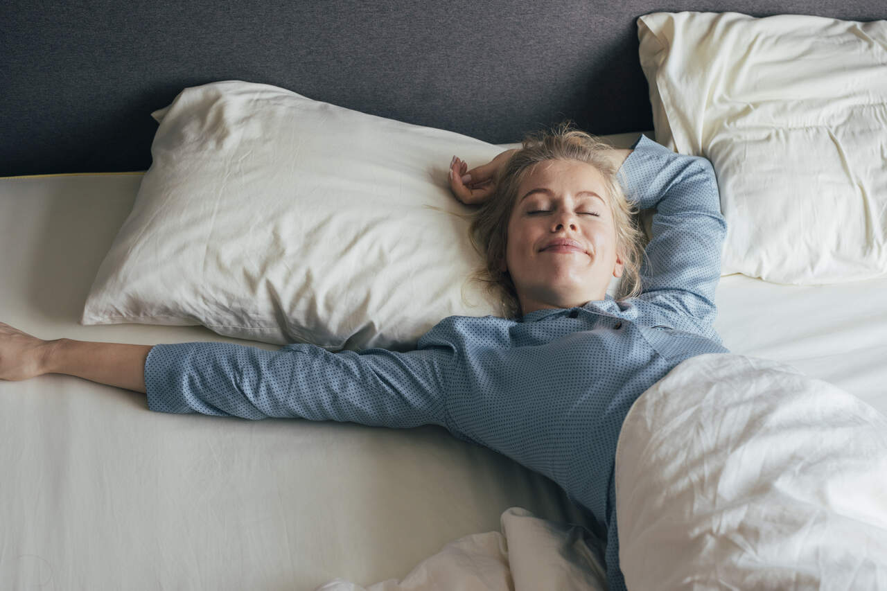 dormir cama, rutina facial