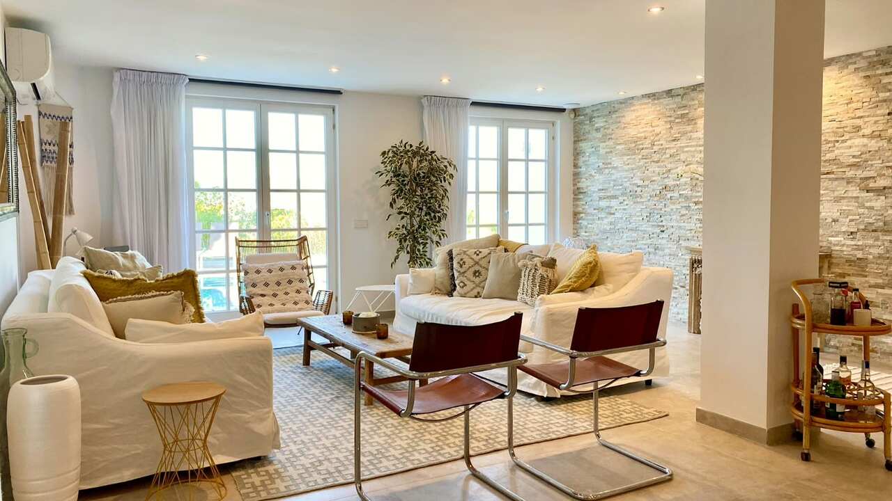 aldama borrás villa ibiza
