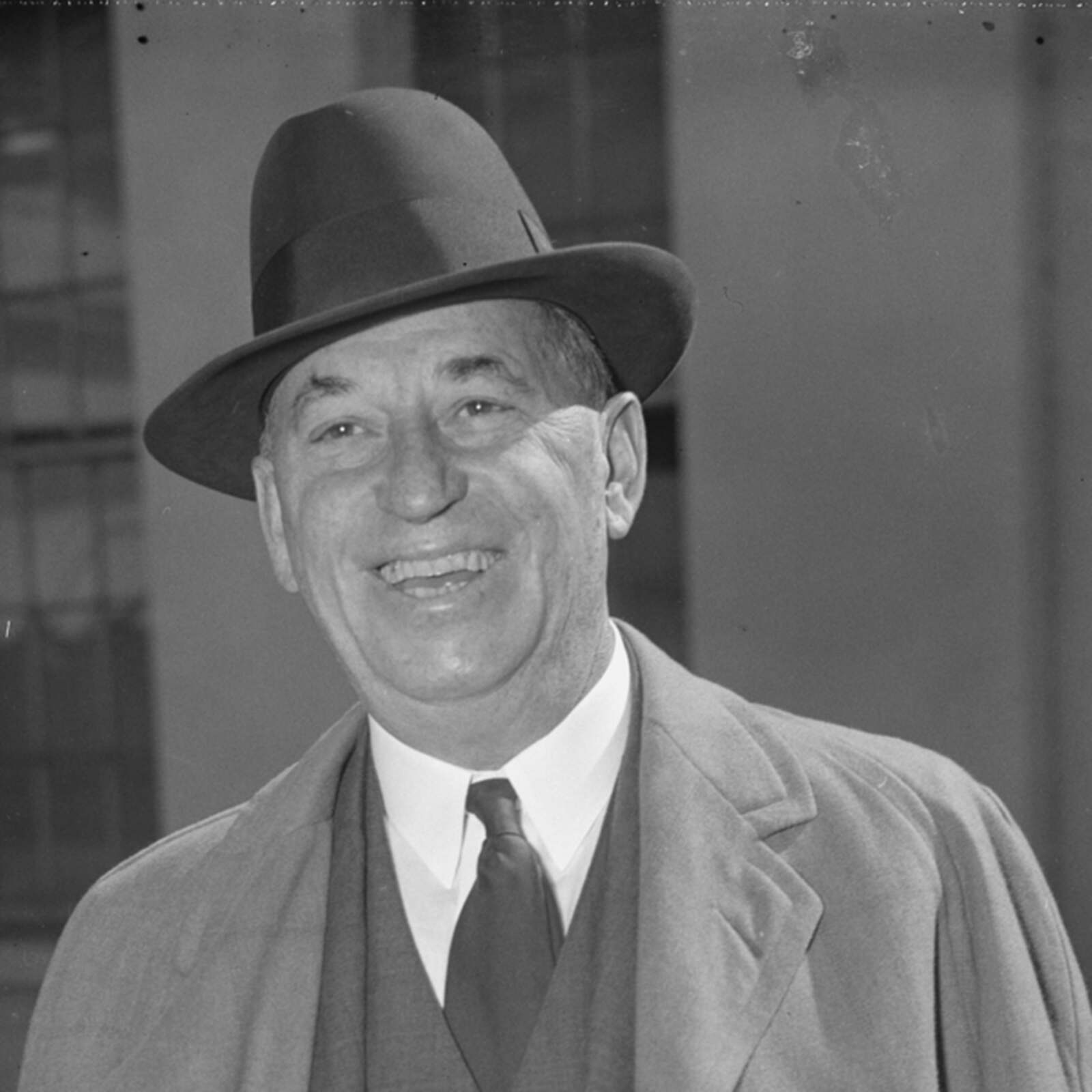 Walter P. Chrysler sonriendo
