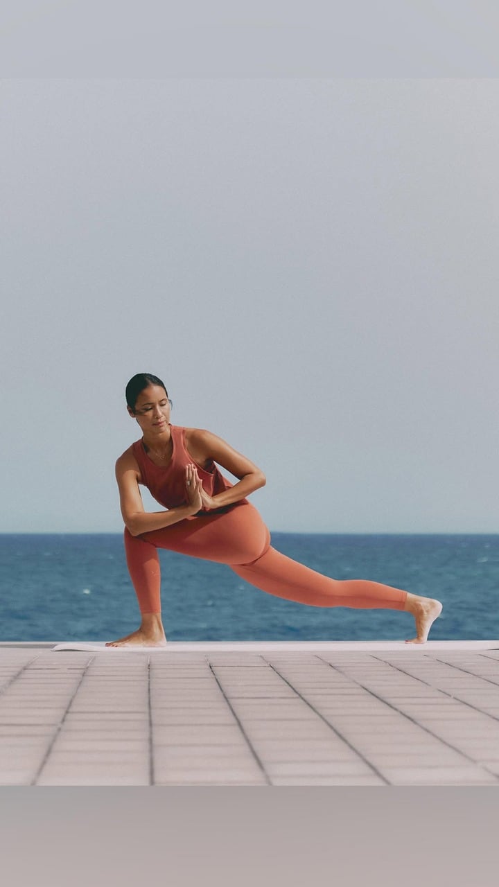 hacer core en yoga
