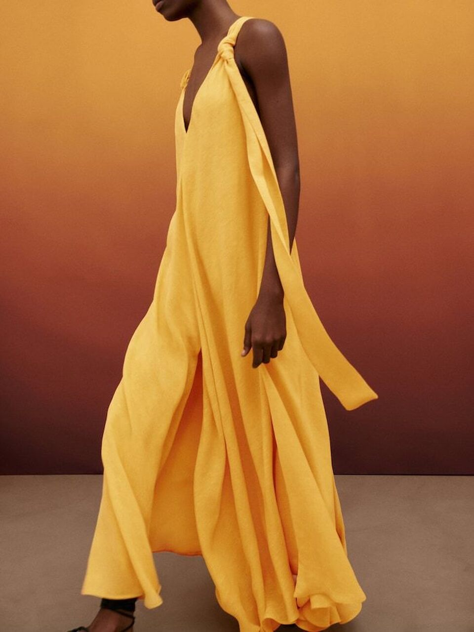 zara looks amarillos