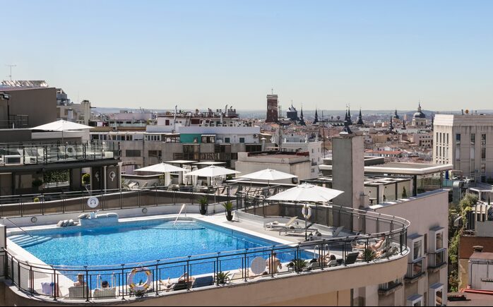 piscinas hotel