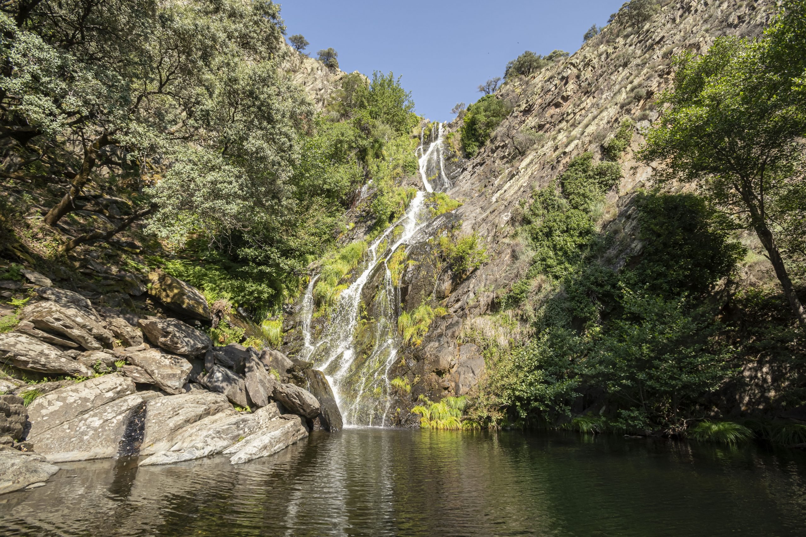 Playas de interior, gargantas y embalses: el mapa más refrescante del verano está en Extremadura