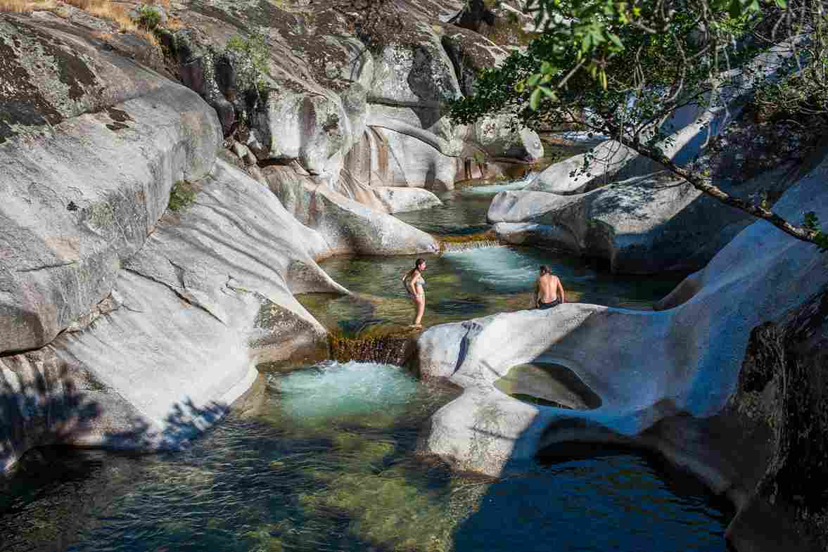 Playas de interior, gargantas y embalses: el mapa más refrescante del verano está en Extremadura