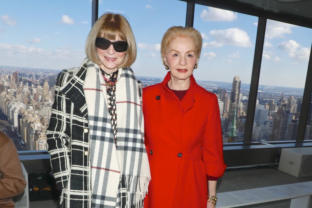 Ana Wintour y Carolina Herrea.