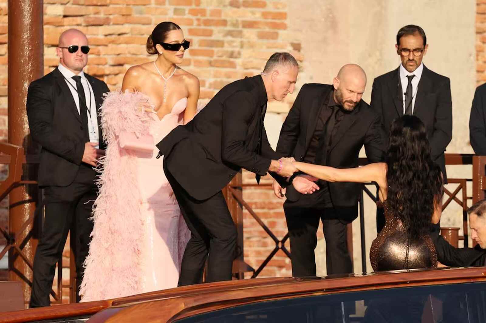 Las KArdashian en la boda de Bezos y Sánchez
