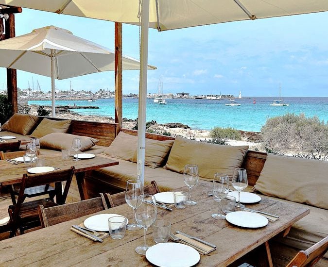 Alta cocina con los pies descalzos: los restaurantes más exclusivos de Formentera