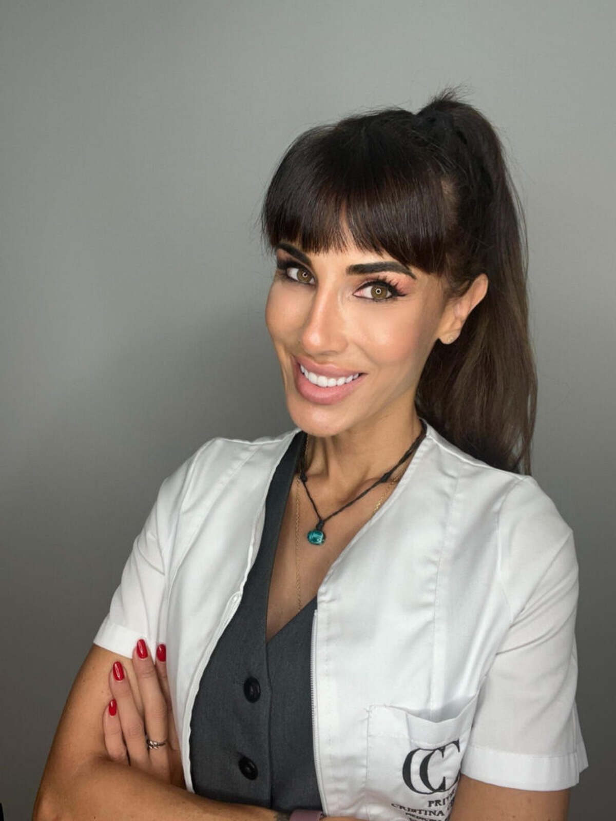 La doctora Cristina Chacón, tratamientos de verano