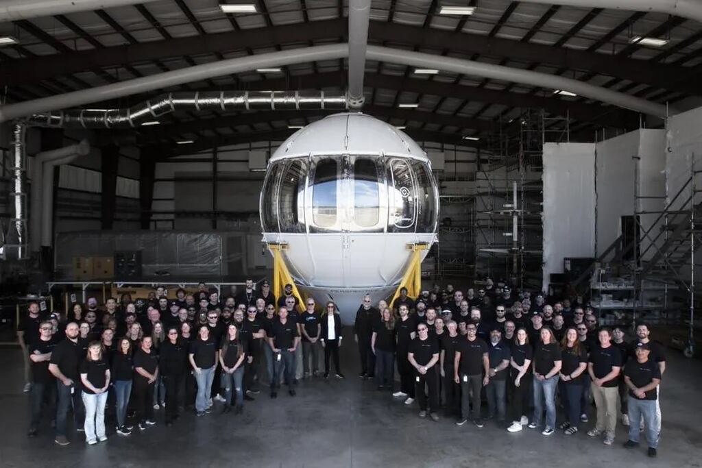 EOS X SPACE 