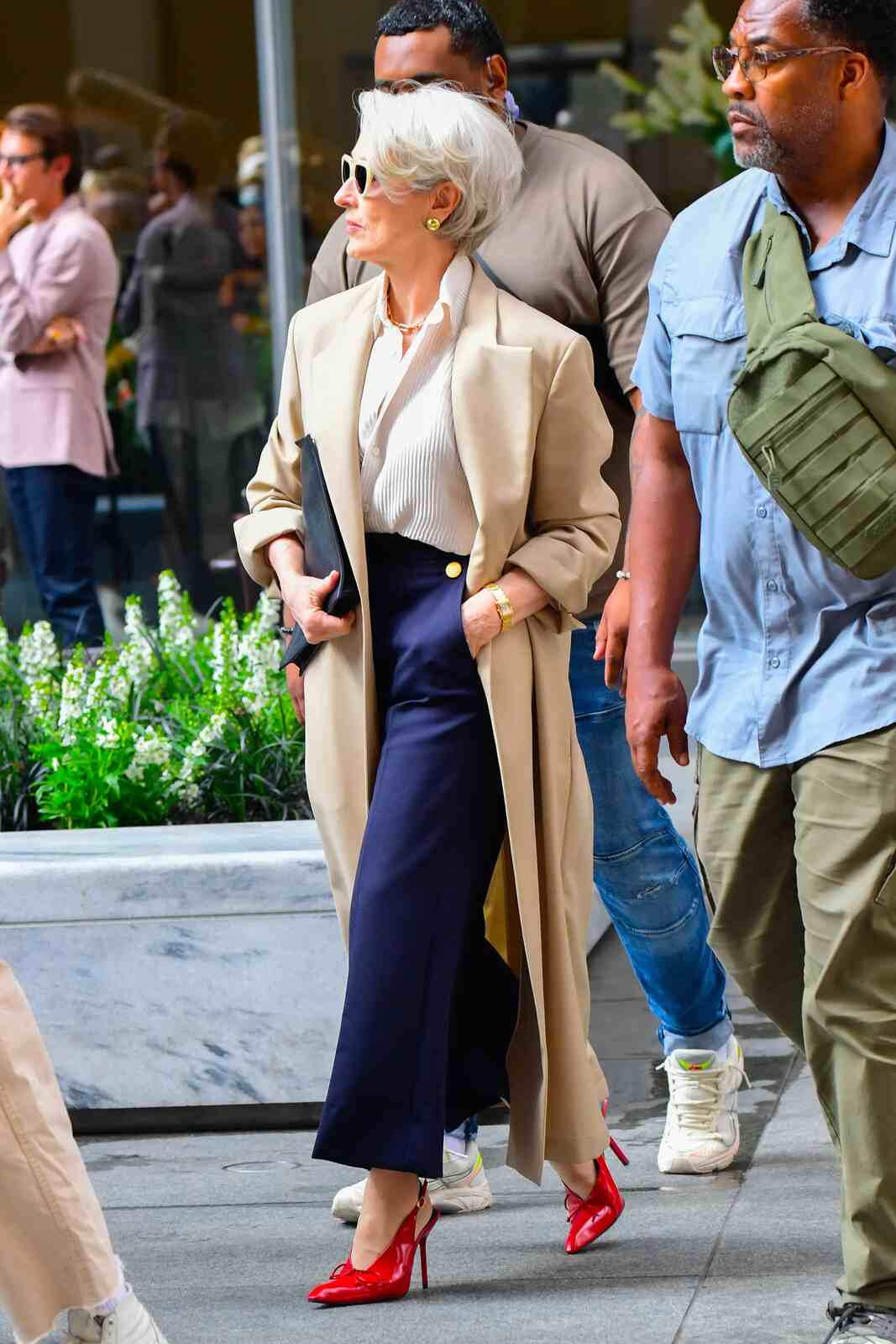 Meryl Streep con los zapatos de Jacquemus