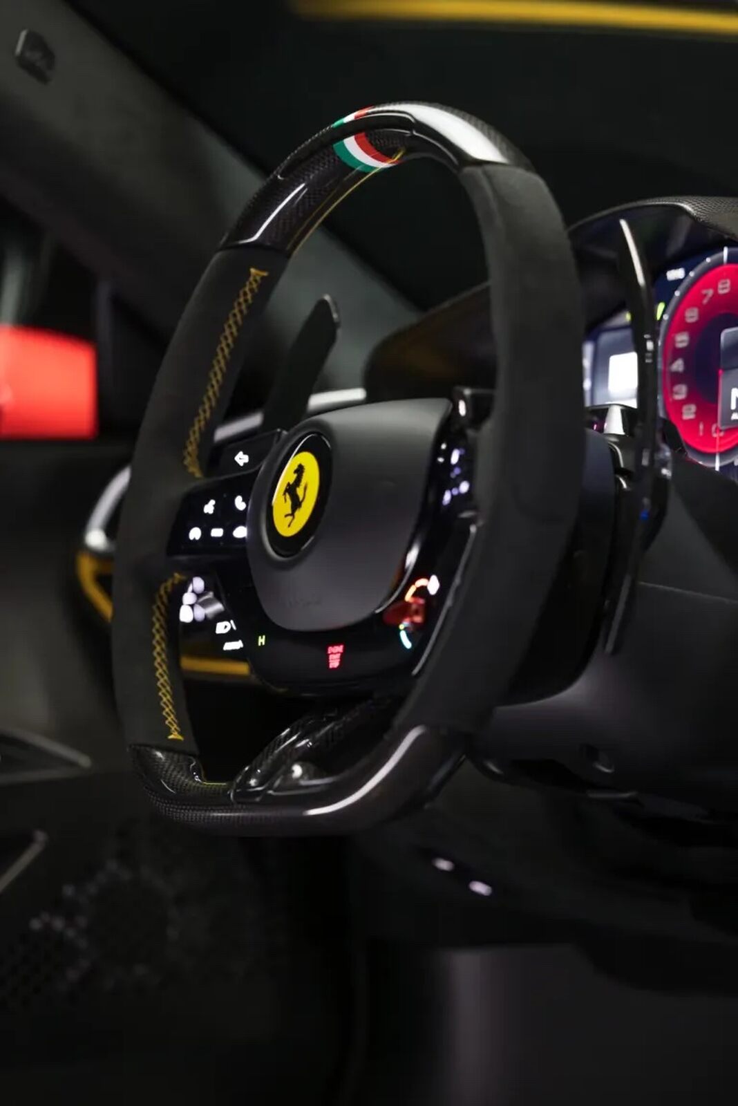 Volante del nuevo diseño de Ferrari