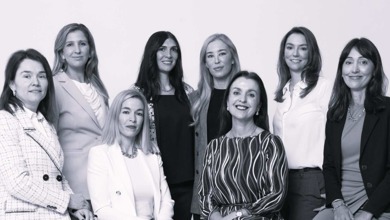 Mujeres posando