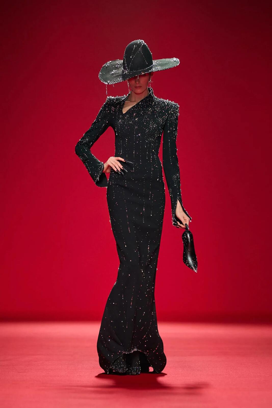 Vestido desfile de Robert Wun