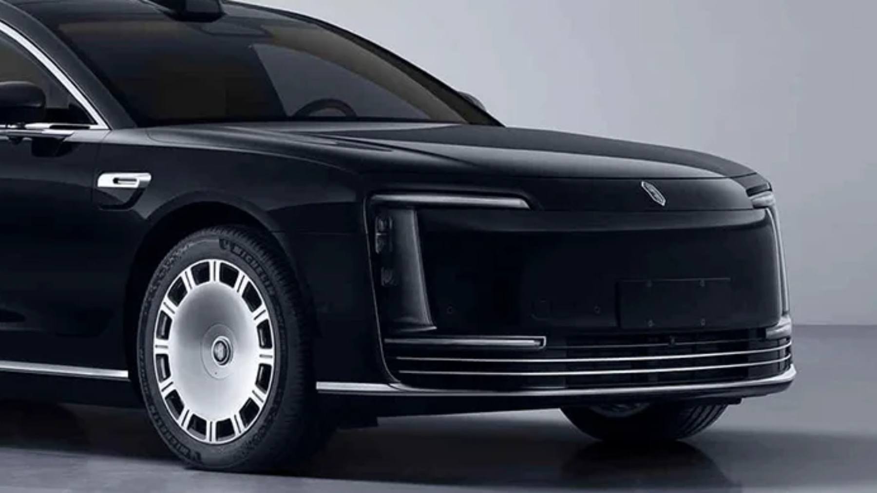 Parece un Rolls-Royce, pero es chino: éste es el coche que está arrasando en ventas