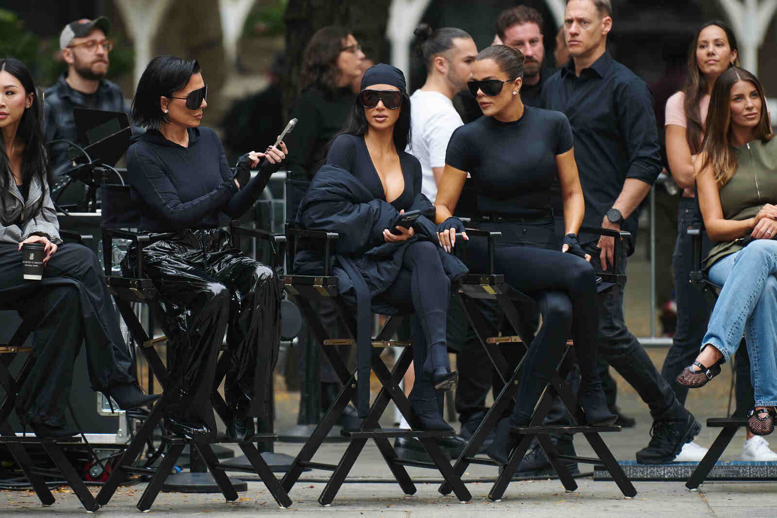 La familia viendo el desfile