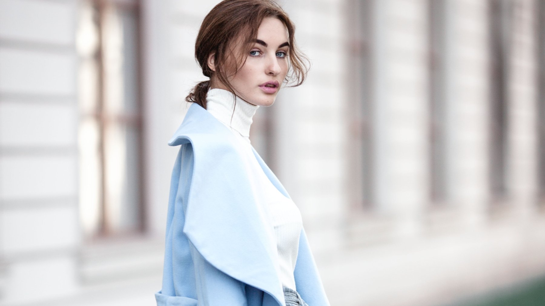 Los 10 mandamientos para crear un look de oficina este otoño: hombreras, ‘slim fit’…