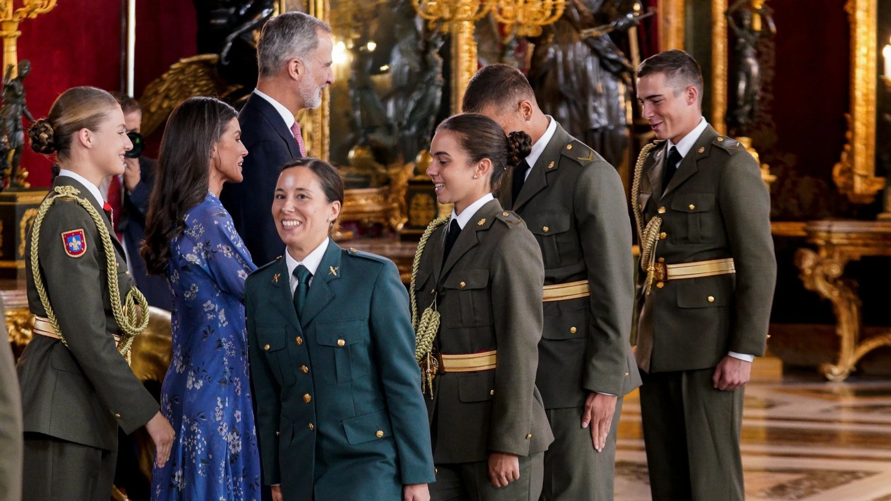 besamanos, reina letiizia, princesa leonor, 12 de octubre