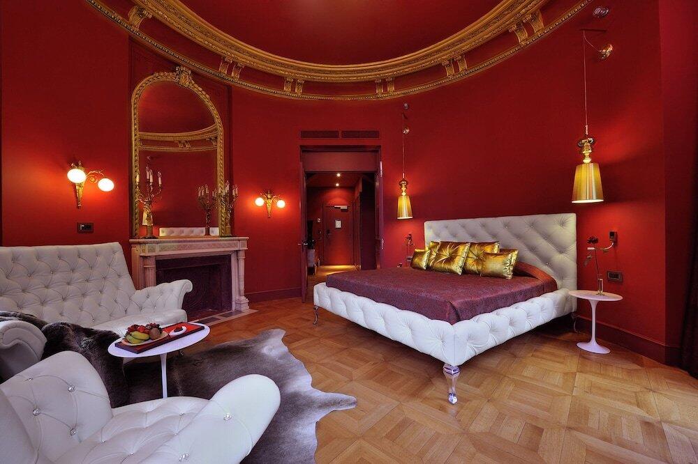 Hotel Banke, Amancio Ortega