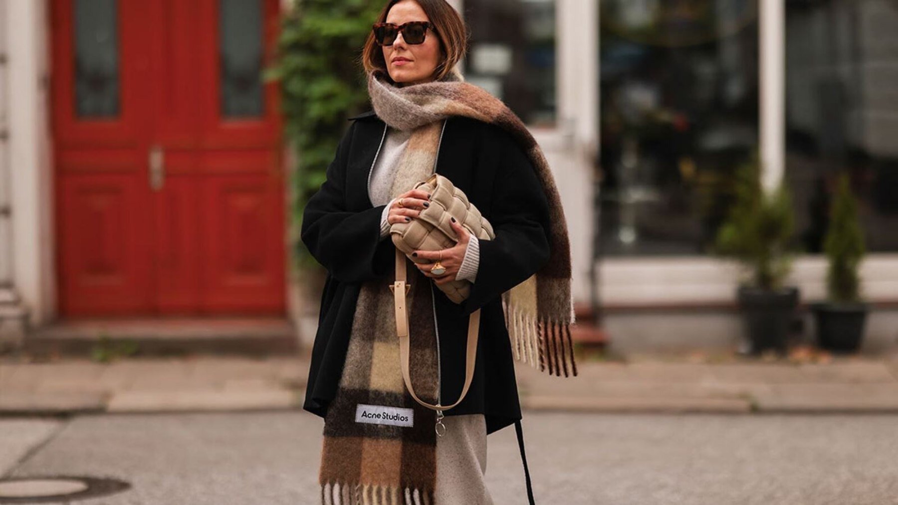 Mujer paseando