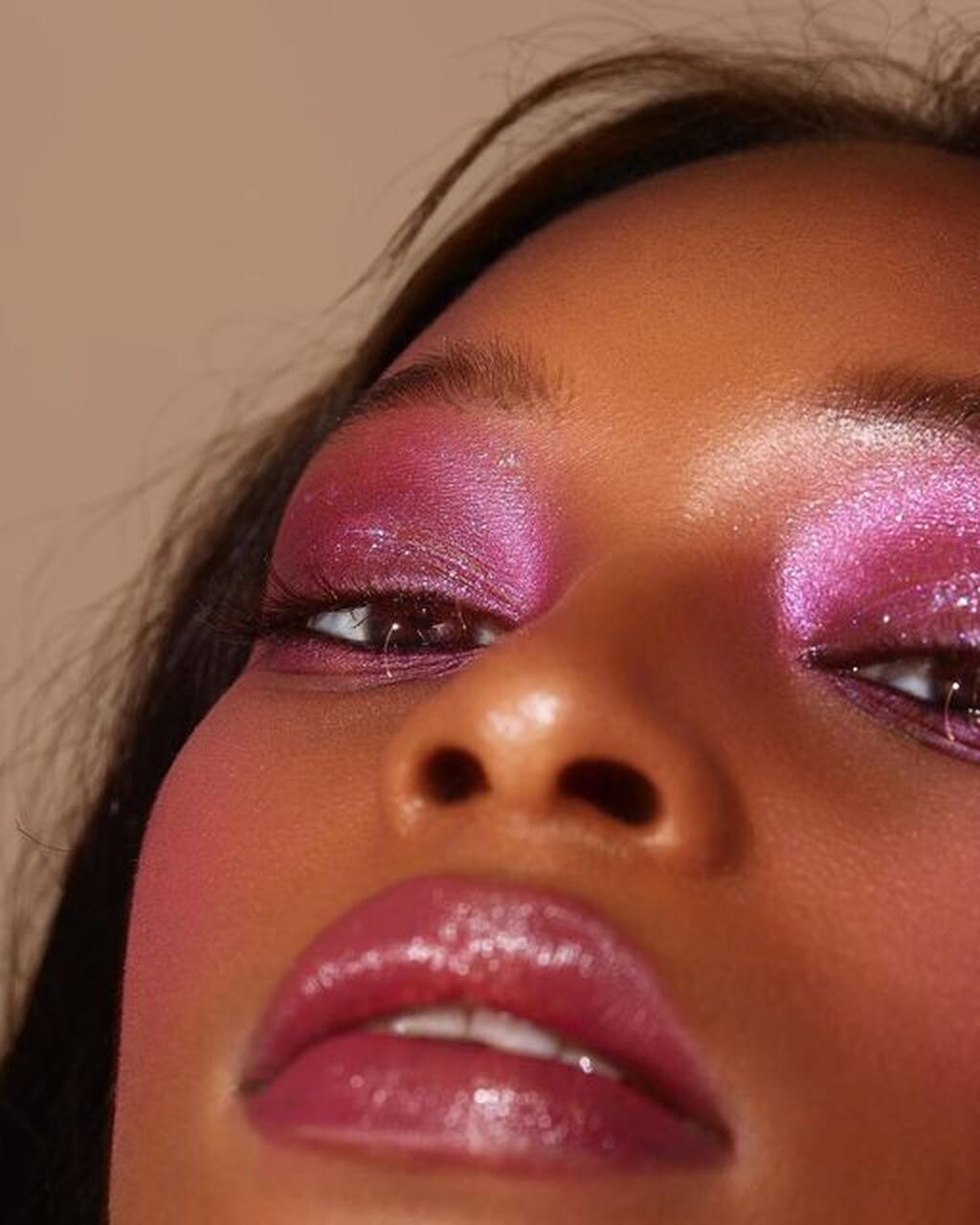 raspberry makeup labios