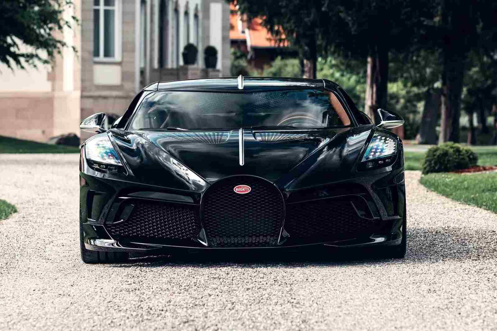 Frontal del Bugatti exclusivo