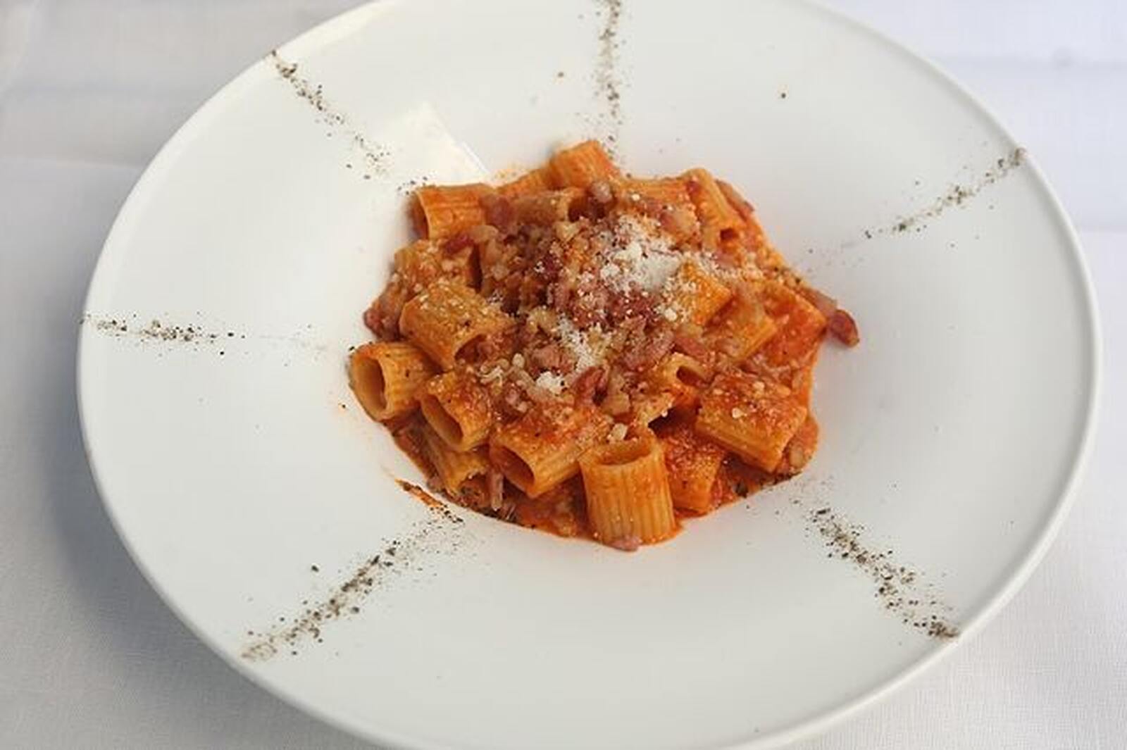 Plato de pasta de Sottosopra
