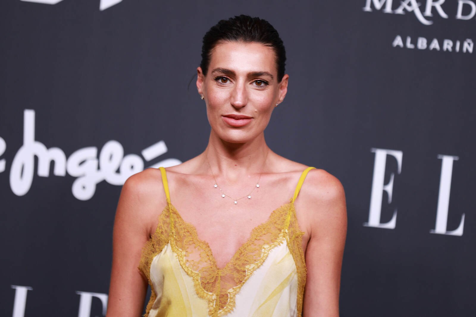 Eugenia Osborne posando