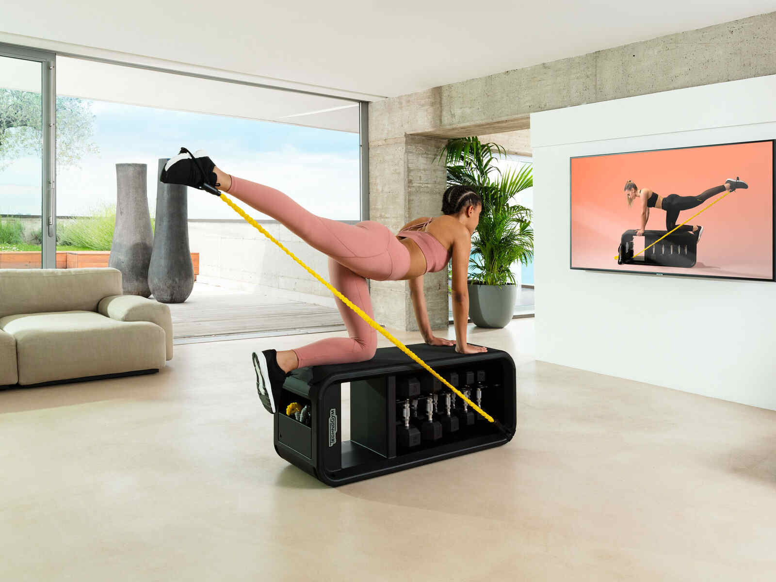 Máquina para gimnasio en casa de Technogym