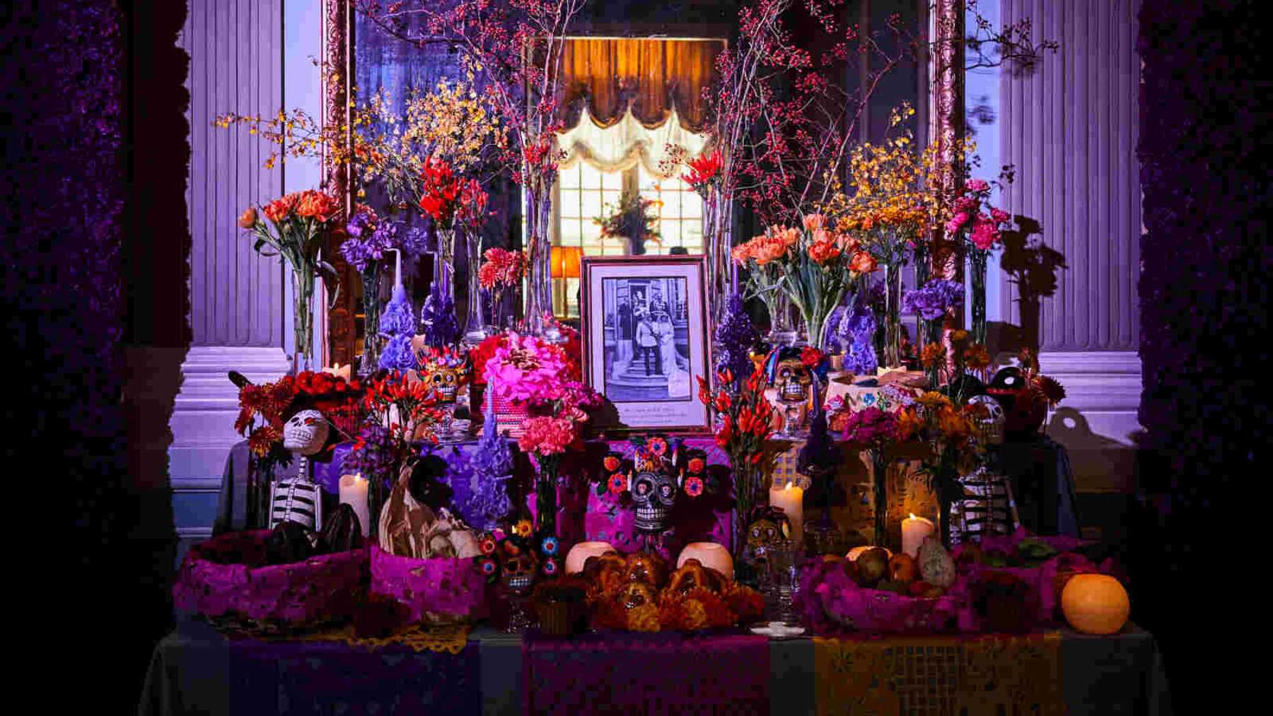 Altar de Día de Muertos en Santo Mauro