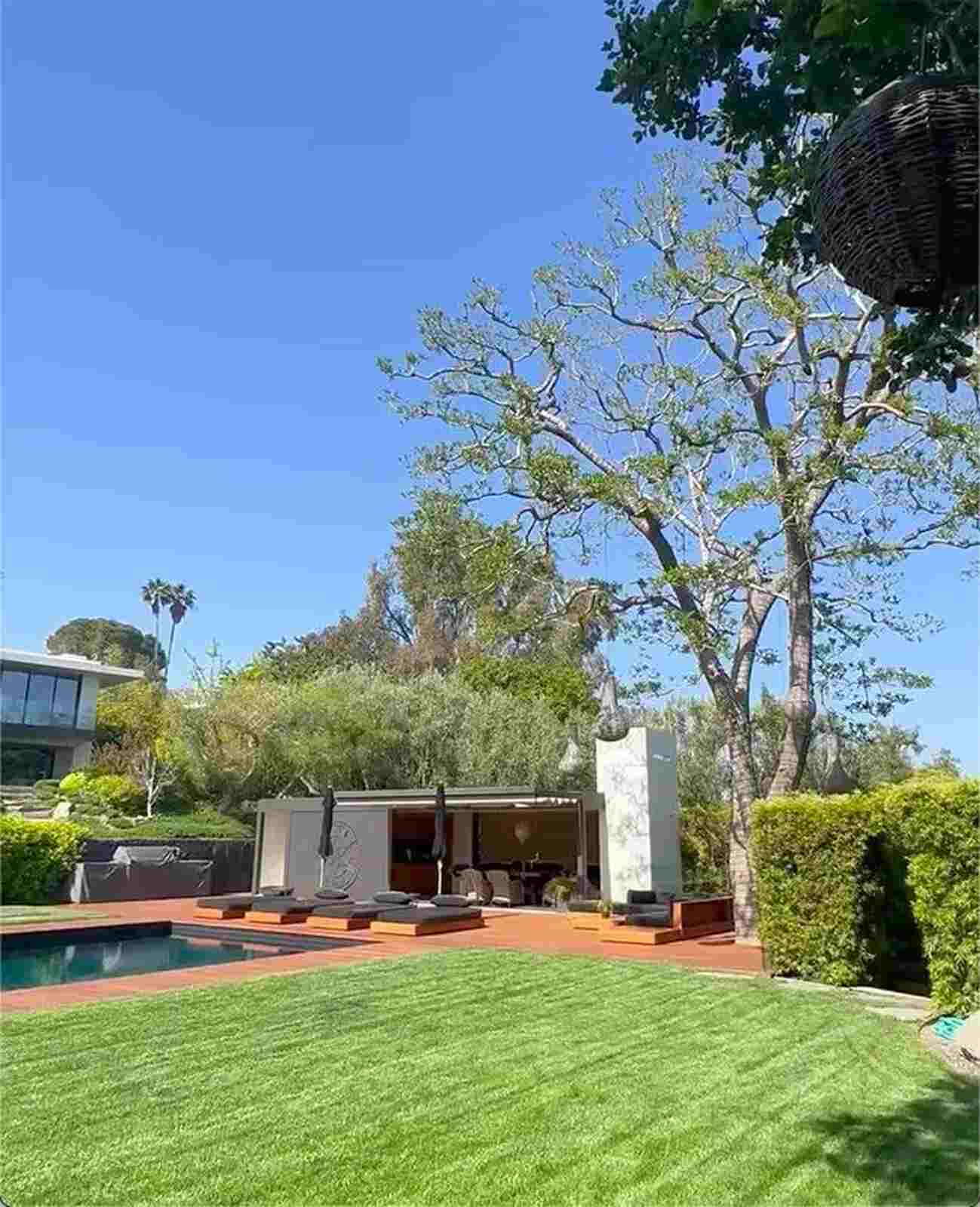 Jardín de Jennifer Aniston y Jim Curtis