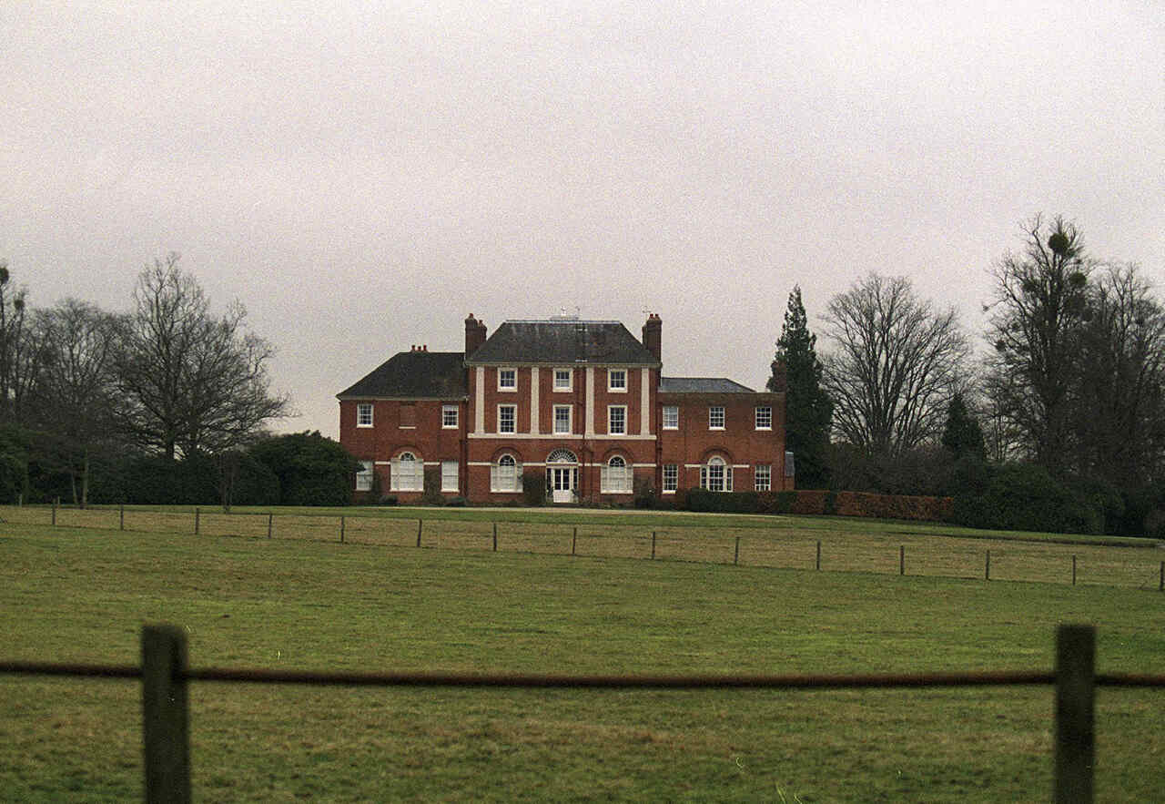 Así es la nueva casa del Príncipe Guillermo y Kate Middleton: del s. XVIII, 8 dormitorios y 19 millones