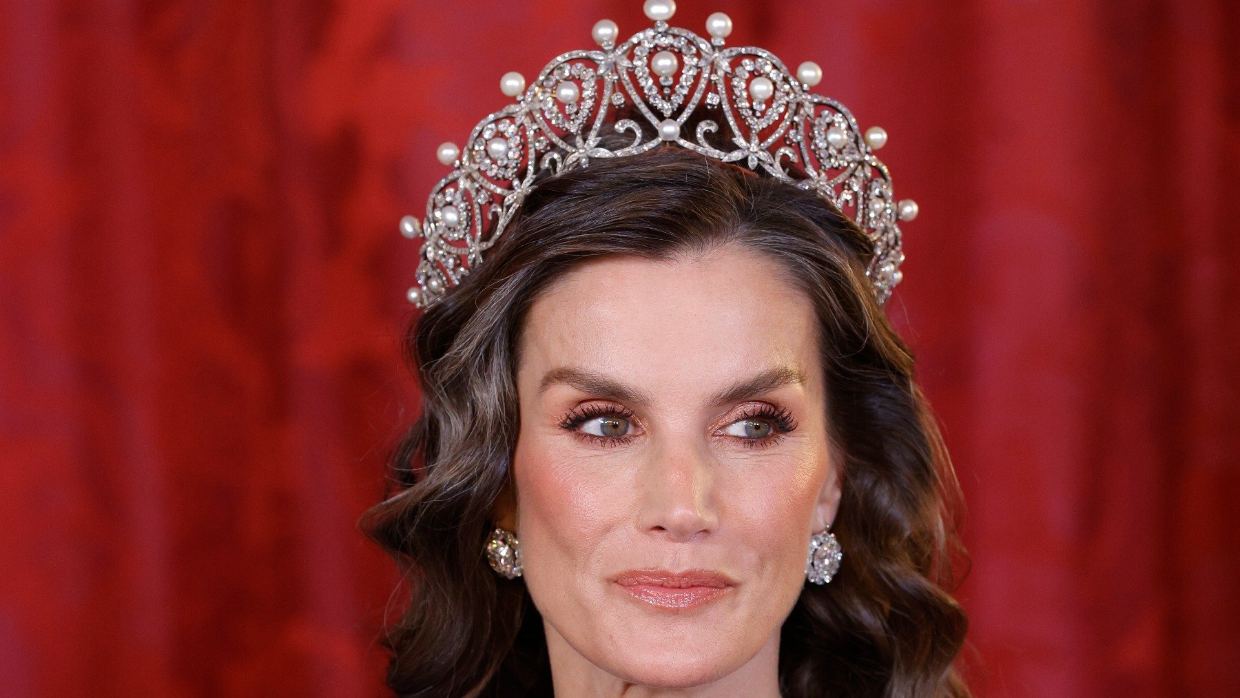 La tiara que sólo se despierta en noches históricas: el secreto mejor guardado de la Reina Letizia