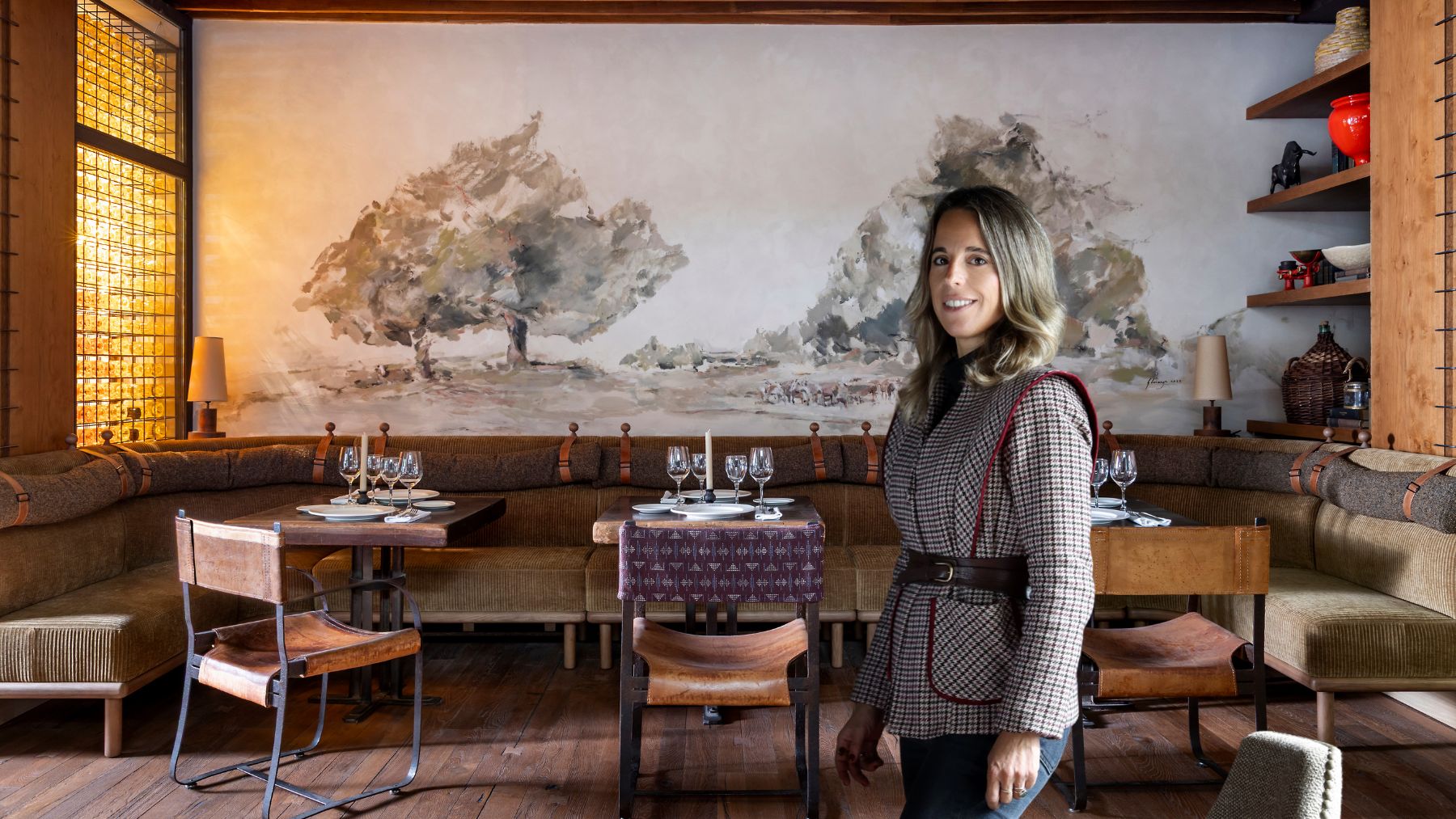 La interiorista Alejandra Pombo renueva Rubaiyat Madrid, una de las mejores parrillas de la ciudad